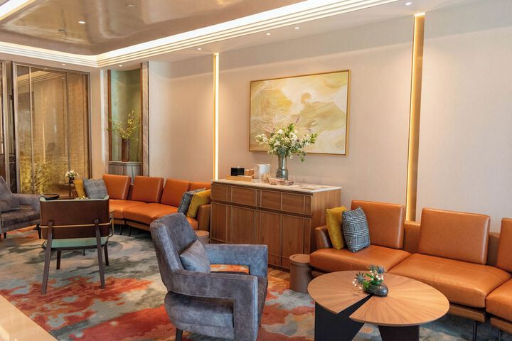 Lobby Entry