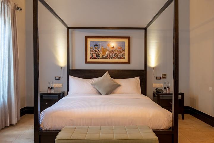 Room 10 of 60