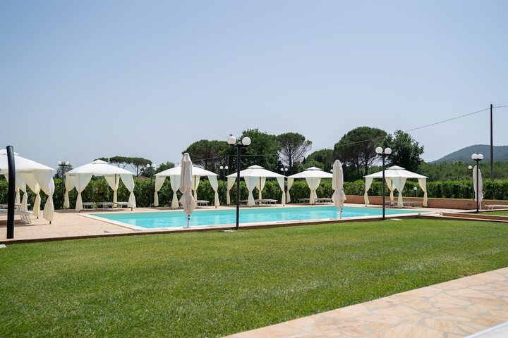 Pool 56 of 87
