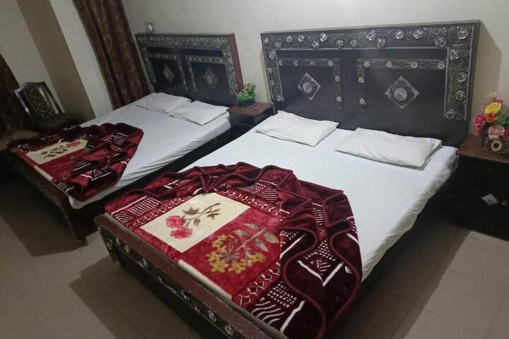 NEW HAJVERI HOTEL LAHORE