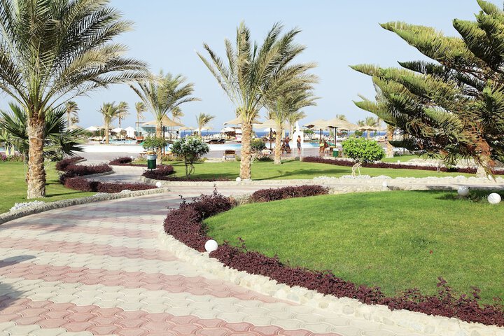 Hotel Exterior 86 of 93