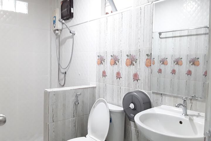 Clean Restrooms