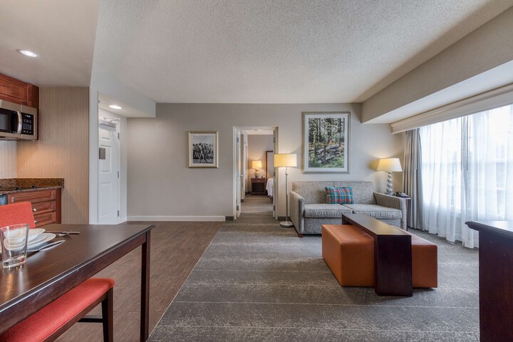 2 Queen Beds 1 Bedroom Suite (50 of 52)