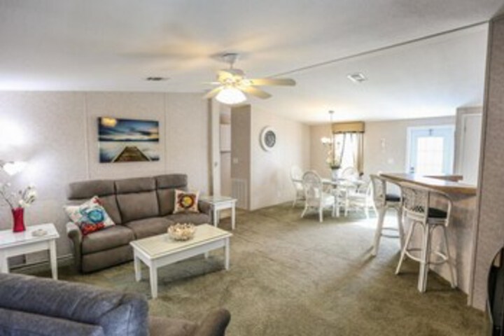 Room 12 of 23