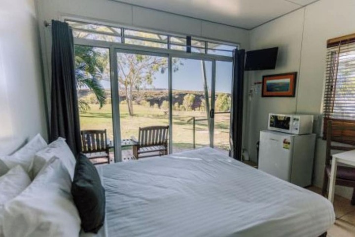 Room 14 of 42