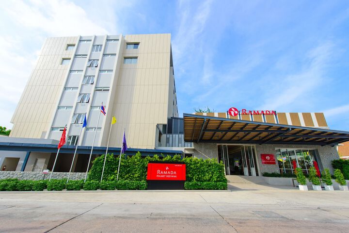 Hotel 211 of 220