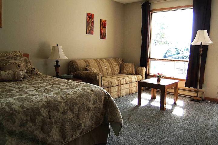 Room 14 of 21