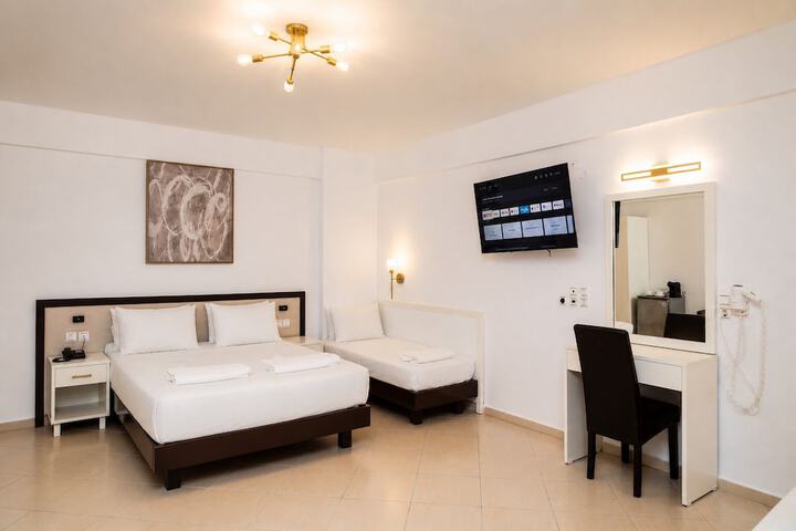 Room 40 of 125