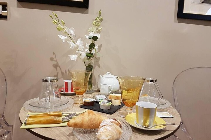 Breakfast/Coffee Service 27 of 54