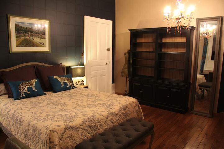 Room 20 of 193