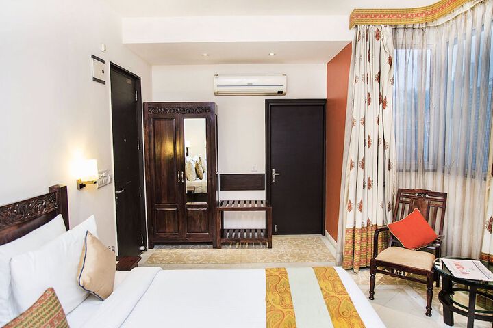 Room 10 of 57