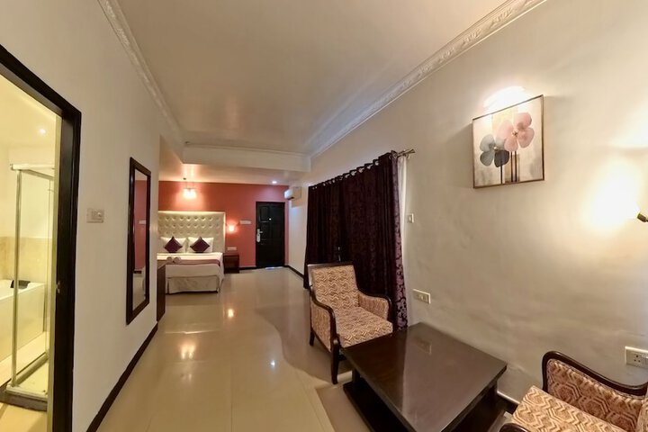 Room 12 of 49
