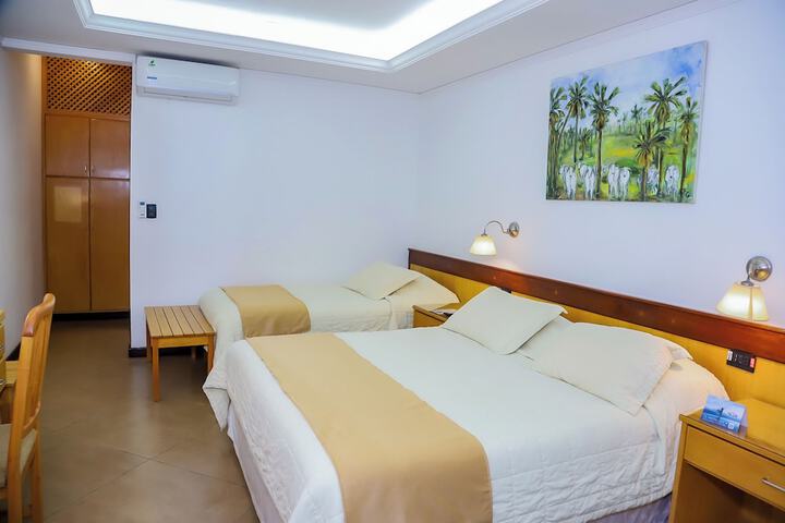 Room 25 of 54
