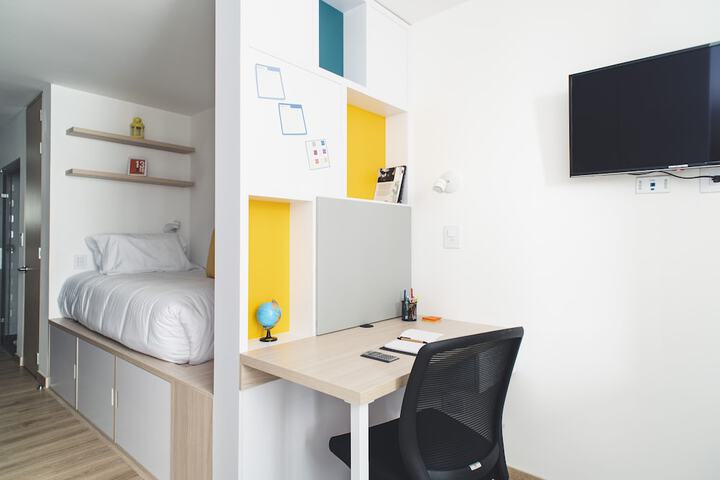Room 10 of 108