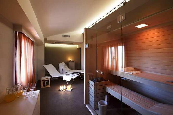 Spa 19 of 41