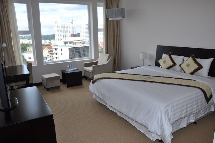 Room 13 of 47