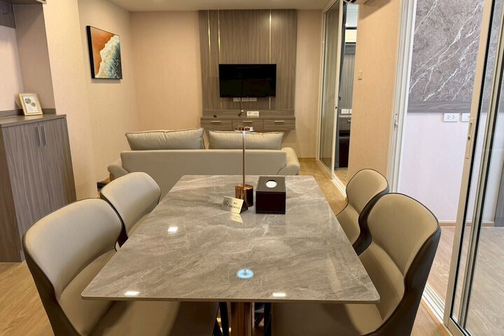 Dining 60 of 71