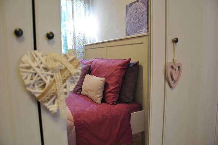 Room 8 of 40