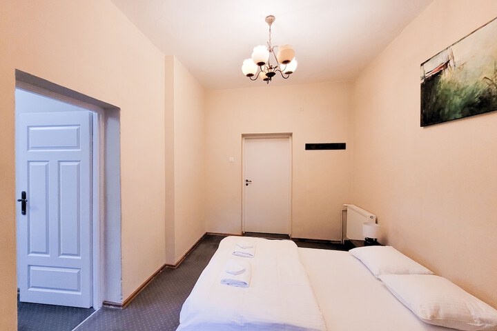 Room 19 of 55