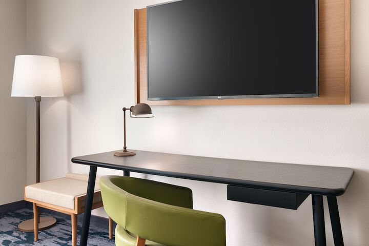 Room 12 of 43