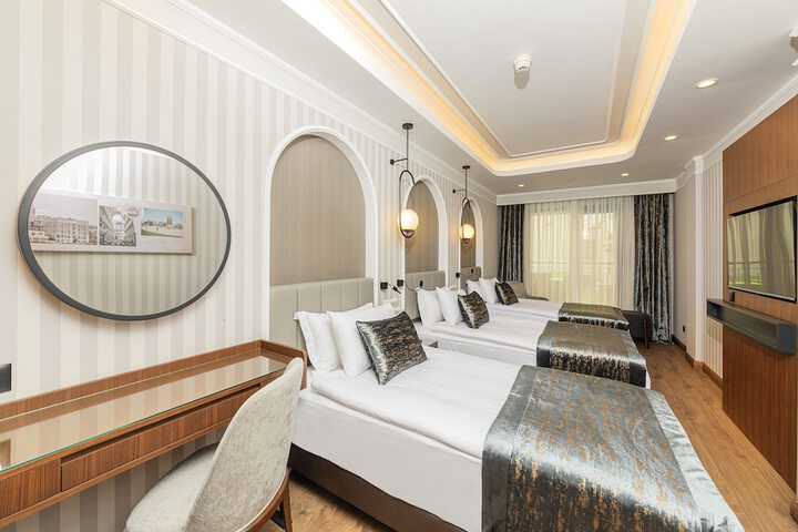 Room 43 of 130