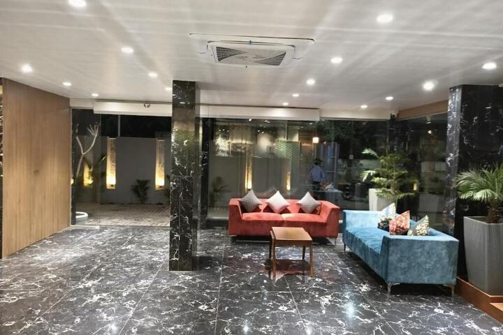 Hotel 2 of 55