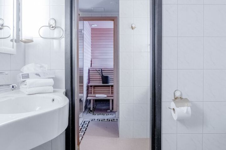 Clean Restrooms