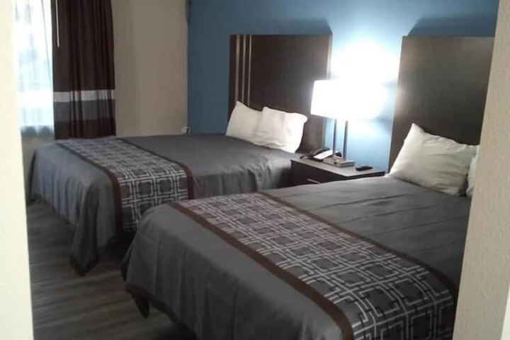 Room 22 of 43