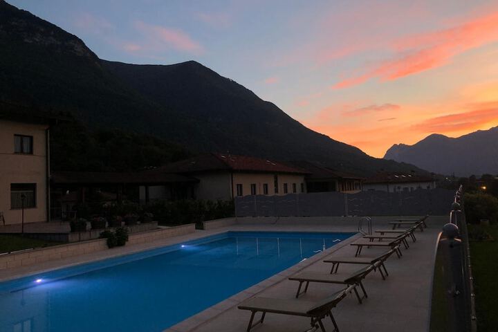 Hotel with Pool