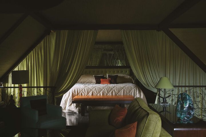 Room 41 of 200