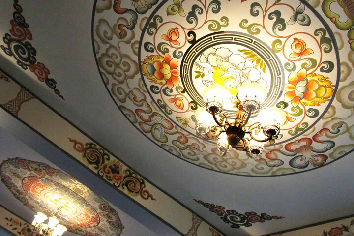 RETREAT HOTEL & SPA