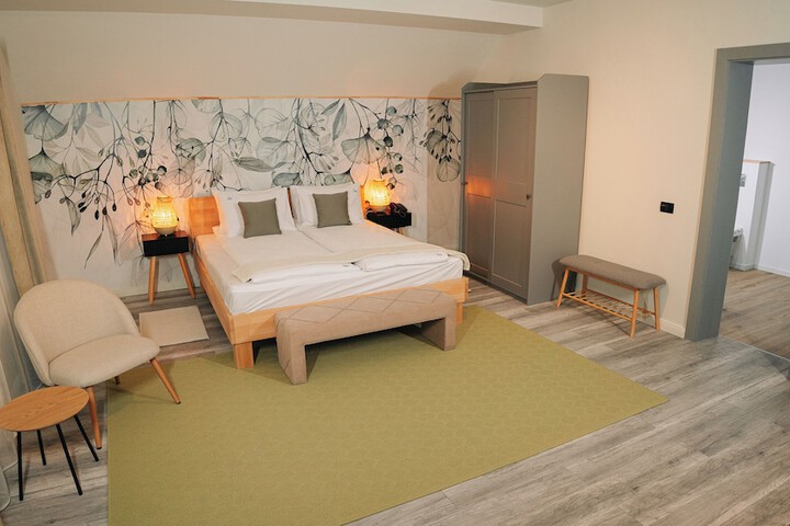 Room 47 of 184