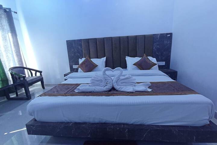 Room 7 of 15