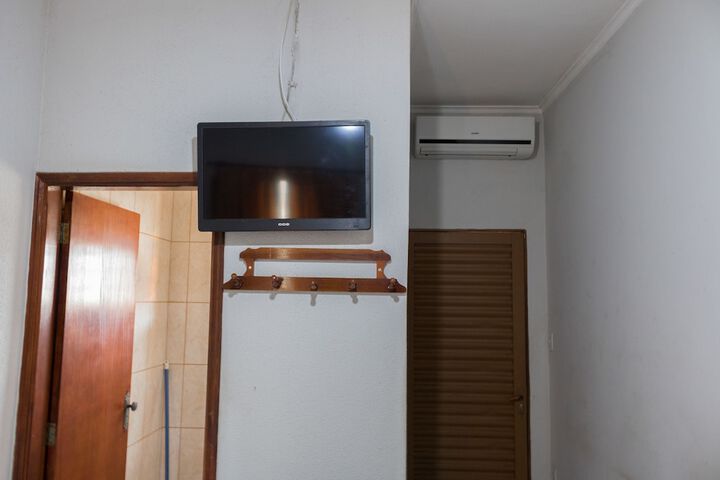 Room 18 of 40