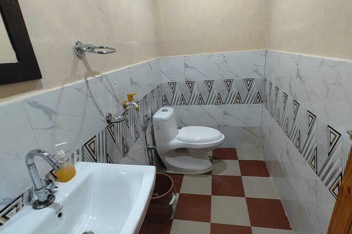 Room 19 of 27