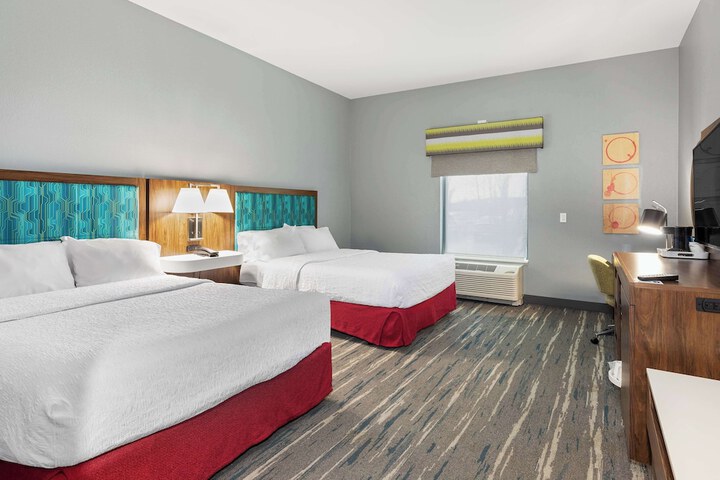 2 Queen Beds Hearing Accessible (9 of 20)