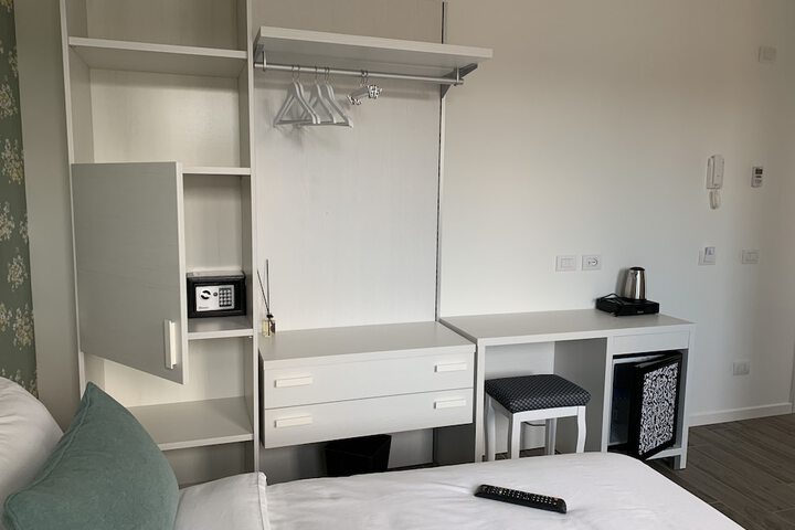 Room 11 of 71