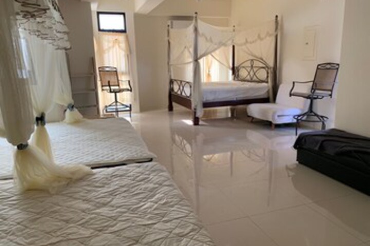 Room 17 of 29