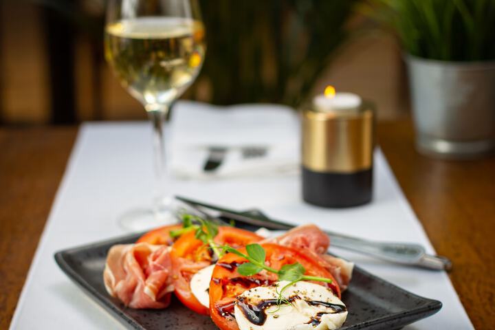 Dining Photos