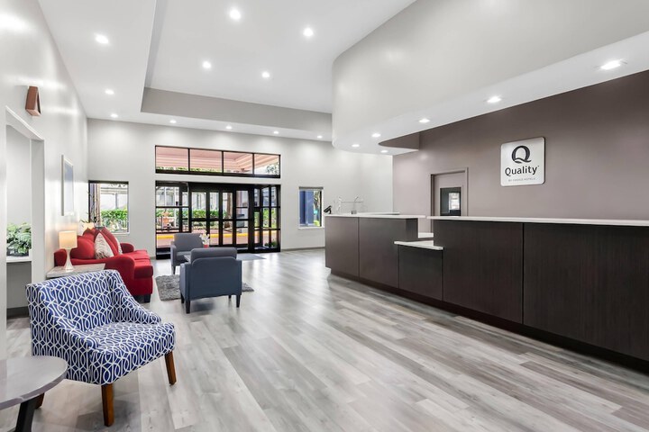 Guest Lobby