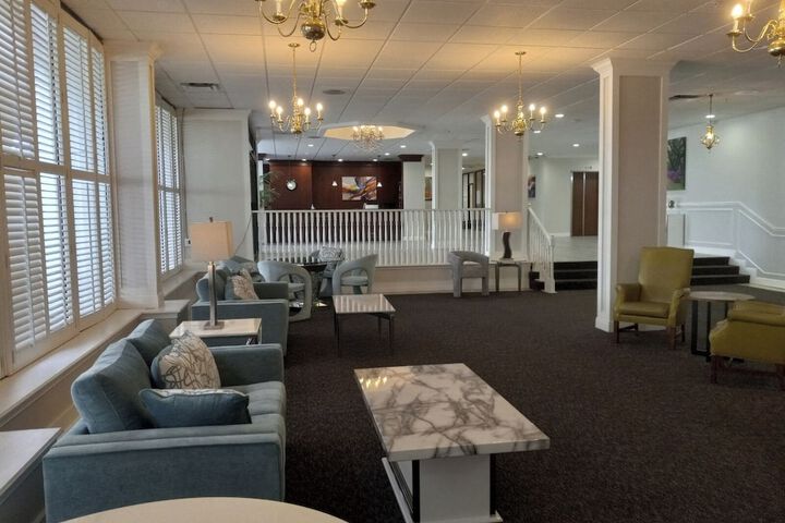 Hotel Interior 8 of 29