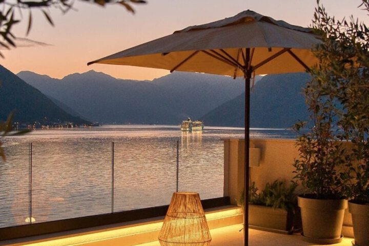Terrace/Patio 43 of 44