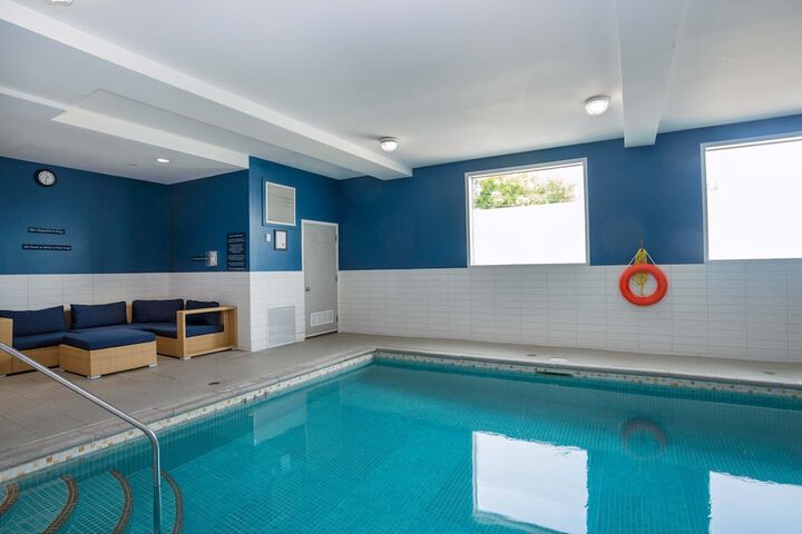 Pools & Facilities