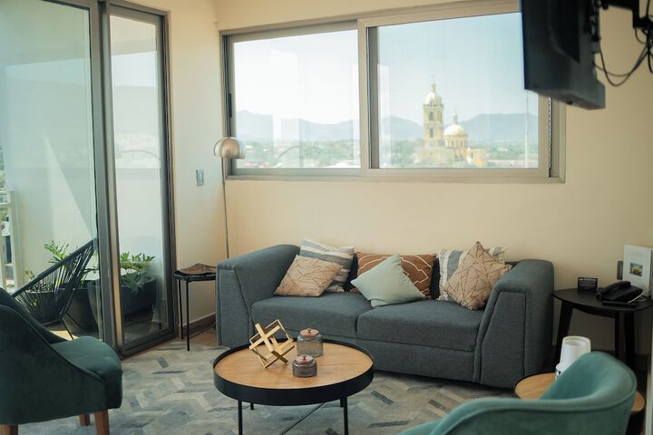 Room 10 of 19