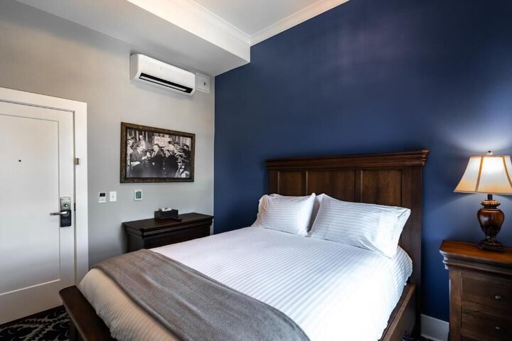 Room 2 of 14