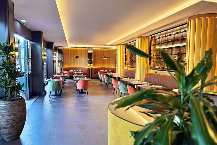 Dining 64 of 124
