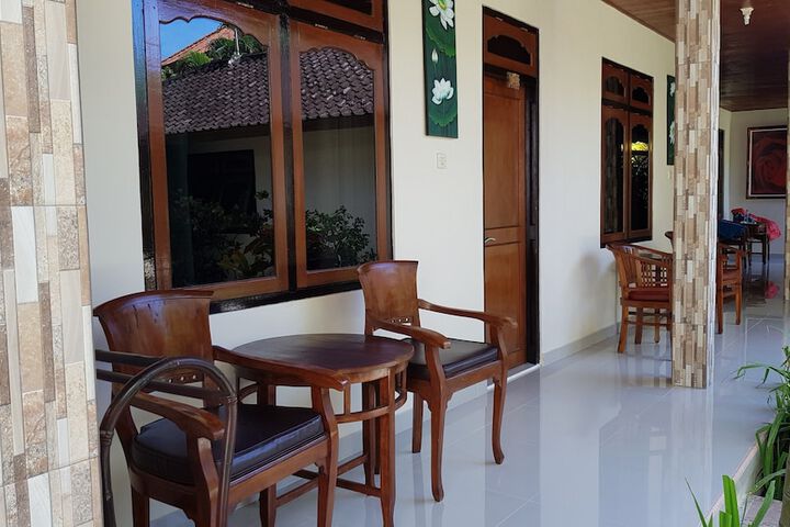 Room 16 of 110