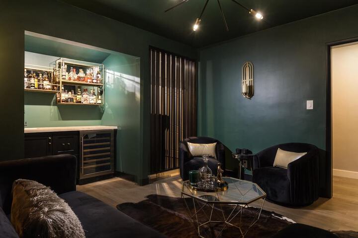 Room 11 of 46
