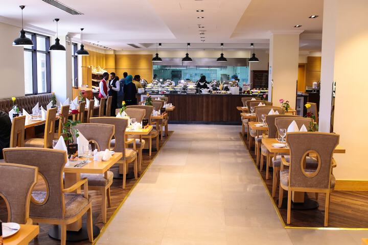 Dining 40 of 117