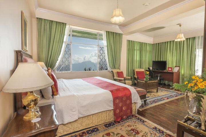 Room 4 of 29